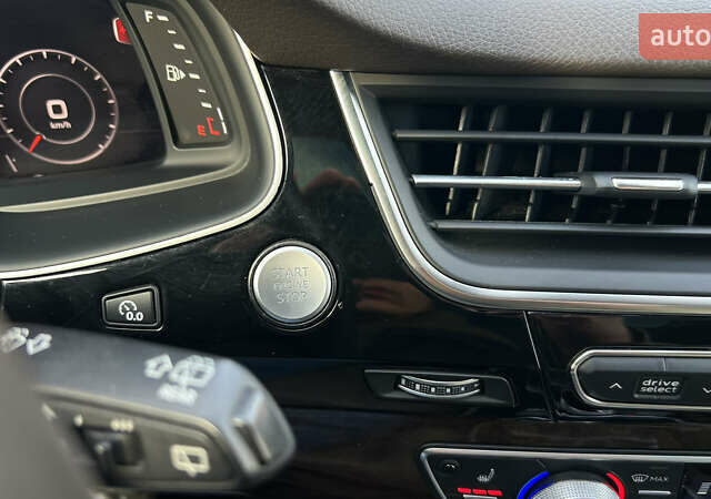 Білий Ауді Ку 7, об'ємом двигуна 3 л та пробігом 167 тис. км за 23500 $, фото 16 на Automoto.ua