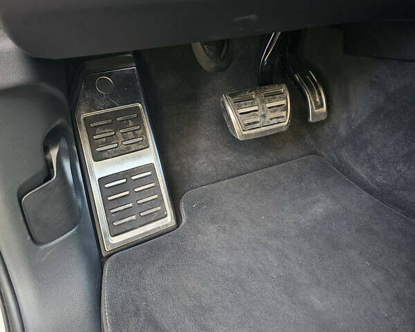 Білий Ауді Ку 7, об'ємом двигуна 2.97 л та пробігом 107 тис. км за 43500 $, фото 18 на Automoto.ua