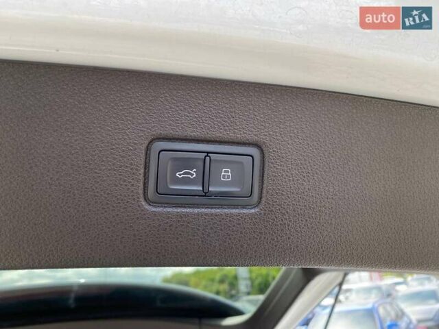 Белый Ауди Ку 7, объемом двигателя 3 л и пробегом 113 тыс. км за 34500 $, фото 33 на Automoto.ua