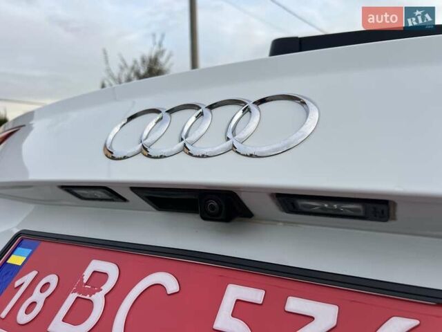 Білий Ауді Ку 7, об'ємом двигуна 2 л та пробігом 109 тис. км за 23900 $, фото 64 на Automoto.ua