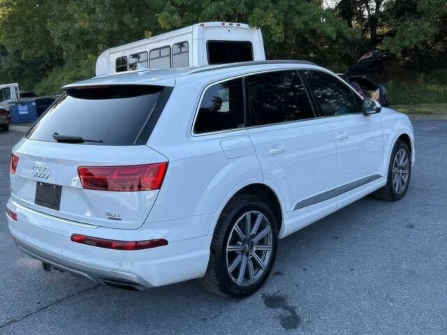 Ауди Ку 7 2017 в Киеве на Automoto.ua Белый Ауди Ку 7, объемом двигателя 3 л и пробегом 64 тыс. км за 9800 $, фото 6 на Automoto.ua