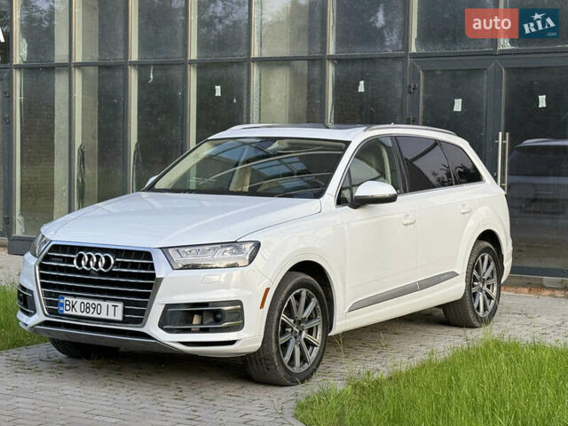 Белый Ауди Ку 7, объемом двигателя 3 л и пробегом 126 тыс. км за 27700 $, фото 1 на Automoto.ua