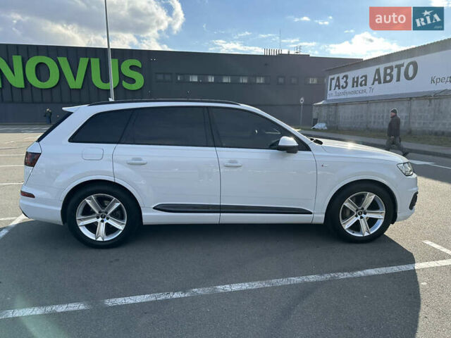 Белый Ауди Ку 7, объемом двигателя 2.97 л и пробегом 187 тыс. км за 35000 $, фото 3 на Automoto.ua