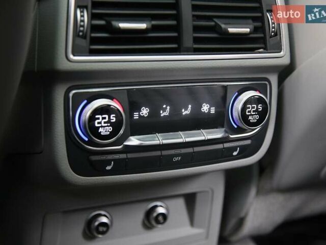 Белый Ауди Ку 7, объемом двигателя 3 л и пробегом 137 тыс. км за 37000 $, фото 22 на Automoto.ua