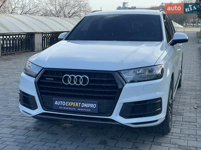 Белый Ауди Ку 7, объемом двигателя 2.97 л и пробегом 92 тыс. км за 39900 $, фото 3 на Automoto.ua
