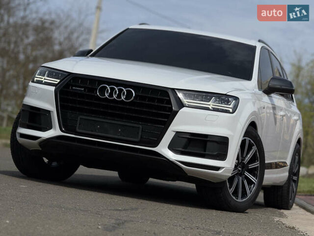Білий Ауді Ку 7, об'ємом двигуна 3 л та пробігом 216 тис. км за 37500 $, фото 6 на Automoto.ua