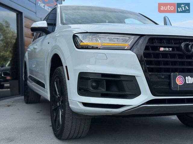 Ауді Ку 7 2017 у Рівному на Automoto.ua Білий Ауді Ку 7, об'ємом двигуна 3 л та пробігом 149 тис. км за 31000 $, фото 6 на Automoto.ua