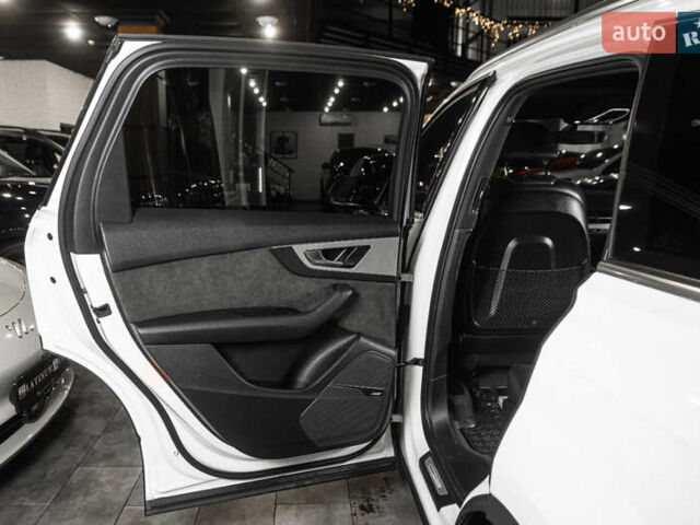 Білий Ауді Ку 7, об'ємом двигуна 2.97 л та пробігом 84 тис. км за 45900 $, фото 64 на Automoto.ua