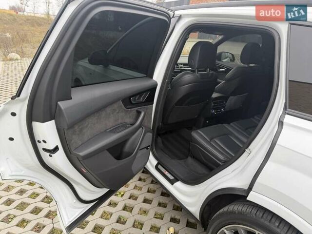 Белый Ауди Ку 7, объемом двигателя 2.97 л и пробегом 175 тыс. км за 47300 $, фото 32 на Automoto.ua