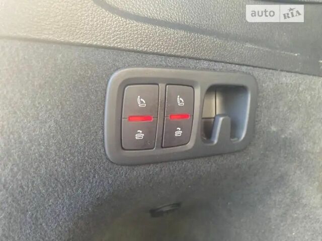 Білий Ауді Ку 7, об'ємом двигуна 3 л та пробігом 192 тис. км за 22500 $, фото 13 на Automoto.ua