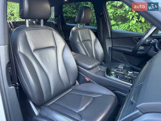 Белый Ауди Ку 7, объемом двигателя 3 л и пробегом 115 тыс. км за 29700 $, фото 11 на Automoto.ua