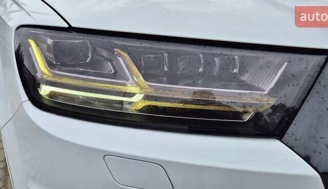 Білий Ауді Ку 7, об'ємом двигуна 2.97 л та пробігом 234 тис. км за 34500 $, фото 8 на Automoto.ua
