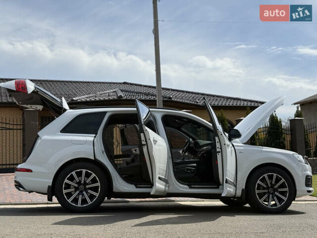 Білий Ауді Ку 7, об'ємом двигуна 3 л та пробігом 216 тис. км за 37500 $, фото 15 на Automoto.ua