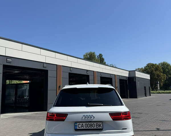Білий Ауді Ку 7, об'ємом двигуна 2.97 л та пробігом 192 тис. км за 40900 $, фото 5 на Automoto.ua