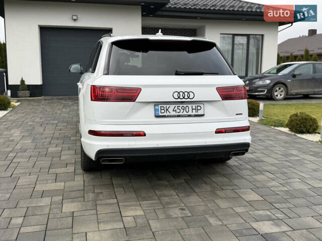 Белый Ауди Ку 7, объемом двигателя 2.97 л и пробегом 144 тыс. км за 40500 $, фото 7 на Automoto.ua