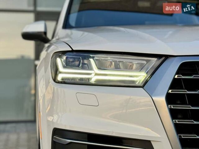 Білий Ауді Ку 7, об'ємом двигуна 3 л та пробігом 142 тис. км за 24500 $, фото 26 на Automoto.ua