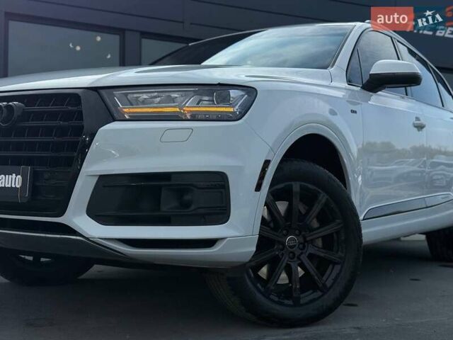 Ауді Ку 7 2017 у Рівному на Automoto.ua Білий Ауді Ку 7, об'ємом двигуна 3 л та пробігом 149 тис. км за 31000 $, фото 4 на Automoto.ua