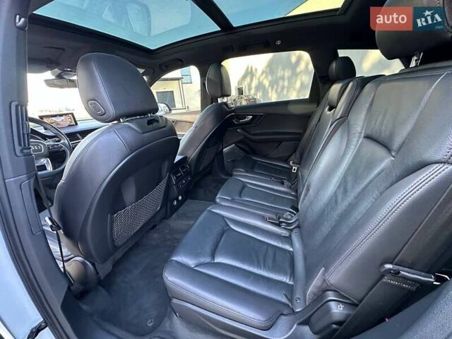 Білий Ауді Ку 7, об'ємом двигуна 3 л та пробігом 193 тис. км за 23300 $, фото 16 на Automoto.ua