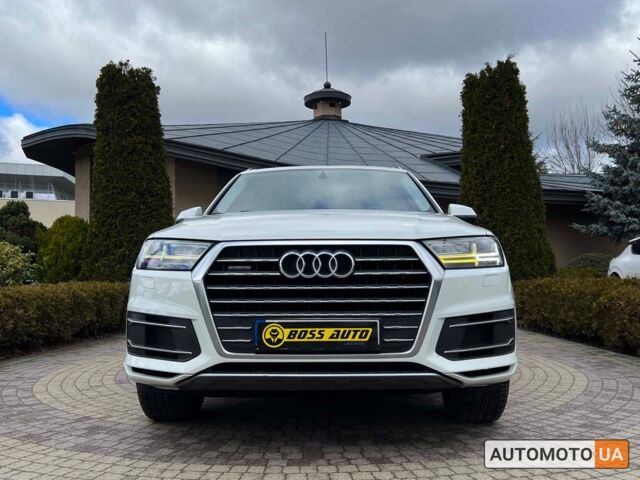 Белый Ауди Ку 7, объемом двигателя 3 л и пробегом 220 тыс. км за 39600 $, фото 1 на Automoto.ua