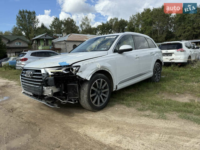Белый Ауди Ку 7, объемом двигателя 3 л и пробегом 196 тыс. км за 16000 $, фото 7 на Automoto.ua