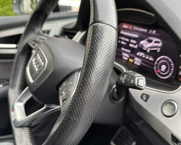 Белый Ауди Ку 7, объемом двигателя 2.97 л и пробегом 131 тыс. км за 37555 $, фото 64 на Automoto.ua