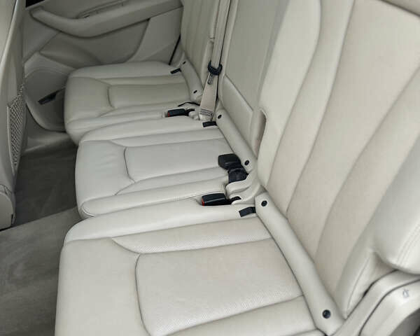 Белый Ауди Ку 7, объемом двигателя 3 л и пробегом 125 тыс. км за 29499 $, фото 36 на Automoto.ua