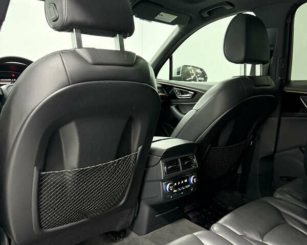 Белый Ауди Ку 7, объемом двигателя 3 л и пробегом 194 тыс. км за 25900 $, фото 12 на Automoto.ua