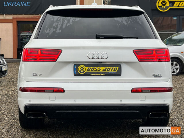 Белый Ауди Ку 7, объемом двигателя 3 л и пробегом 176 тыс. км за 29200 $, фото 4 на Automoto.ua