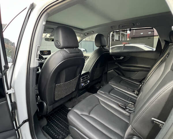 Белый Ауди Ку 7, объемом двигателя 3 л и пробегом 190 тыс. км за 35000 $, фото 33 на Automoto.ua