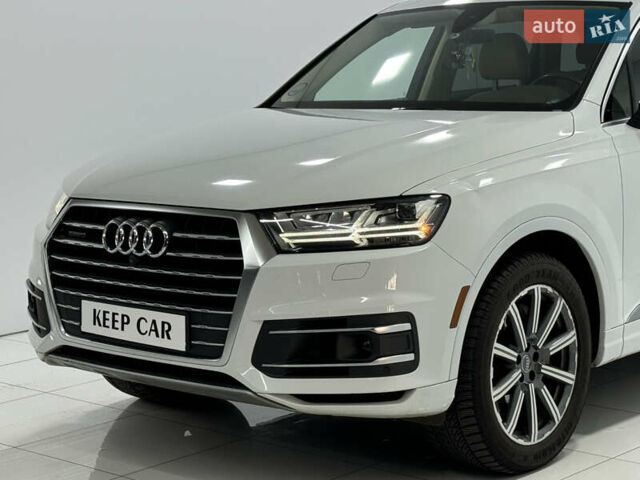 Белый Ауди Ку 7, объемом двигателя 3 л и пробегом 140 тыс. км за 30500 $, фото 3 на Automoto.ua