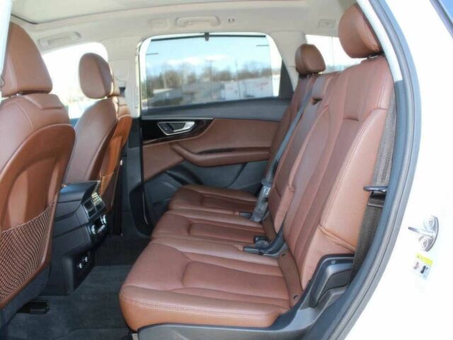 Білий Ауді Ку 7, об'ємом двигуна 3 л та пробігом 70 тис. км за 9000 $, фото 13 на Automoto.ua