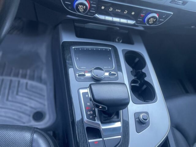 Ауди Ку 7 2017 в Киеве на Automoto.ua Белый Ауди Ку 7, объемом двигателя 3 л и пробегом 156 тыс. км за 28100 $, фото 8 на Automoto.ua