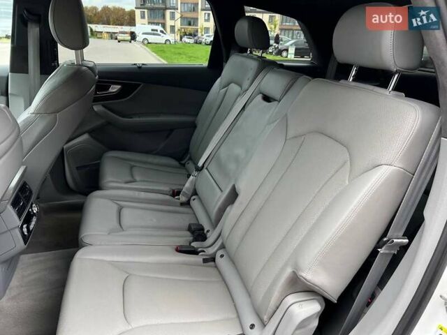 Белый Ауди Ку 7, объемом двигателя 3 л и пробегом 115 тыс. км за 32999 $, фото 36 на Automoto.ua