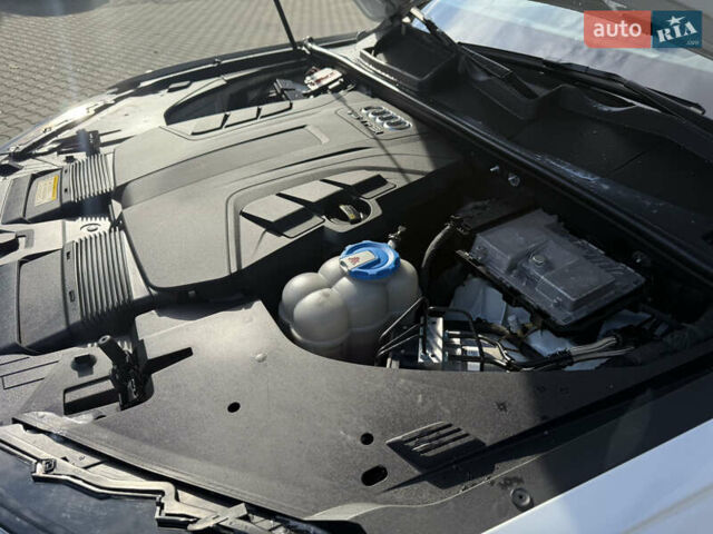 Ауді Ку 7 2017 у Львові на Automoto.ua Білий Ауді Ку 7, об'ємом двигуна 3 л та пробігом 159 тис. км за 23950 $, фото 61 на Automoto.ua