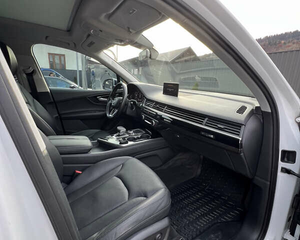 Белый Ауди Ку 7, объемом двигателя 3 л и пробегом 190 тыс. км за 35000 $, фото 30 на Automoto.ua