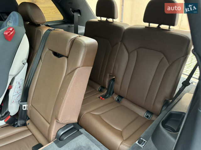 Білий Ауді Ку 7, об'ємом двигуна 3 л та пробігом 171 тис. км за 25000 $, фото 34 на Automoto.ua