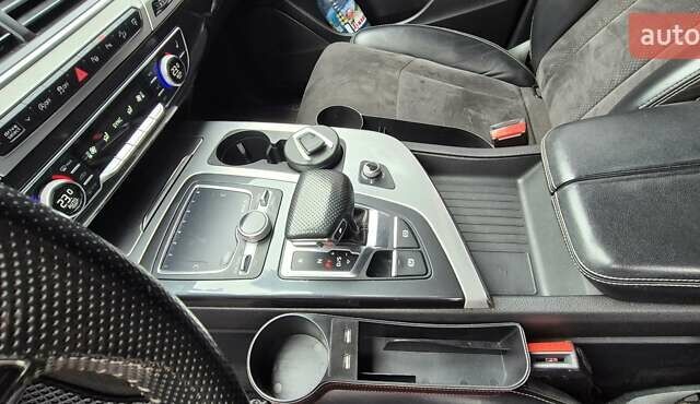 Білий Ауді Ку 7, об'ємом двигуна 2.97 л та пробігом 234 тис. км за 34500 $, фото 14 на Automoto.ua