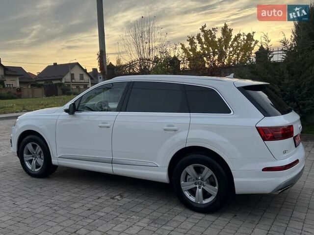 Білий Ауді Ку 7, об'ємом двигуна 2 л та пробігом 109 тис. км за 23900 $, фото 9 на Automoto.ua