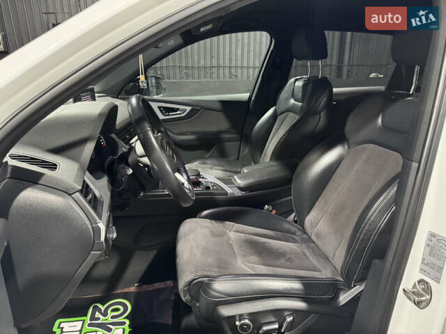 Белый Ауди Ку 7, объемом двигателя 2.97 л и пробегом 165 тыс. км за 38500 $, фото 19 на Automoto.ua
