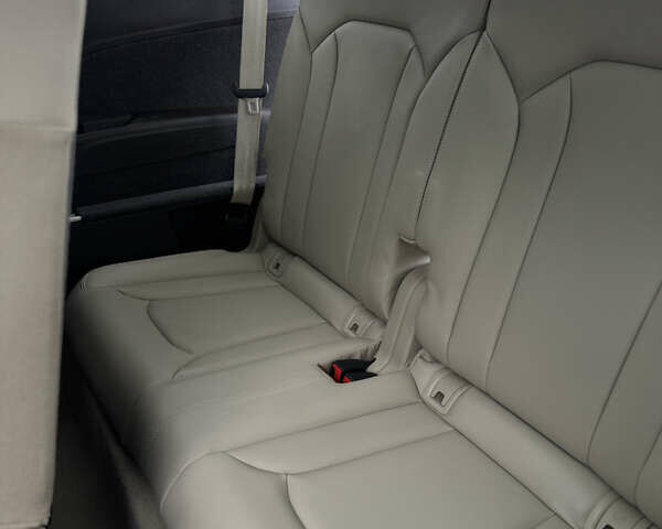 Белый Ауди Ку 7, объемом двигателя 3 л и пробегом 125 тыс. км за 29499 $, фото 44 на Automoto.ua