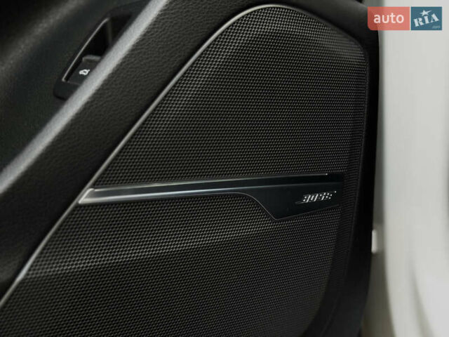 Белый Ауди Ку 7, объемом двигателя 3 л и пробегом 228 тыс. км за 26850 $, фото 26 на Automoto.ua