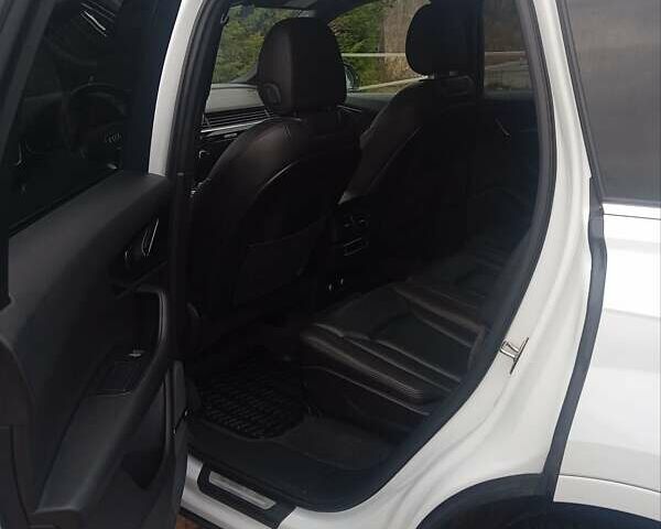 Белый Ауди Ку 7, объемом двигателя 3 л и пробегом 141 тыс. км за 28400 $, фото 41 на Automoto.ua