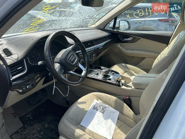 Белый Ауди Ку 7, объемом двигателя 3 л и пробегом 196 тыс. км за 16000 $, фото 14 на Automoto.ua