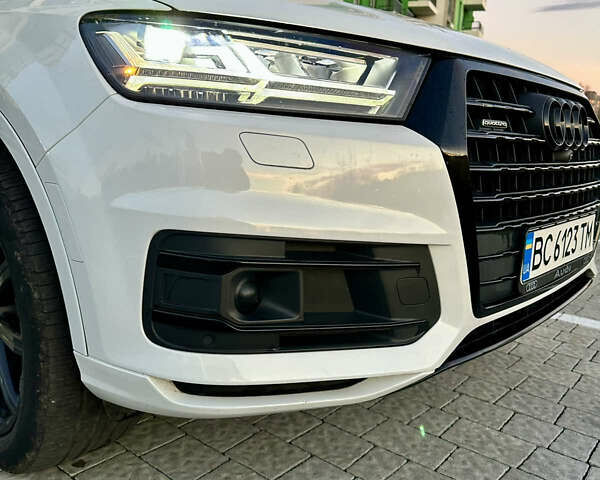 Белый Ауди Ку 7, объемом двигателя 1.98 л и пробегом 103 тыс. км за 29900 $, фото 7 на Automoto.ua