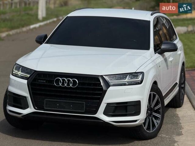 Білий Ауді Ку 7, об'ємом двигуна 3 л та пробігом 216 тис. км за 37500 $, фото 3 на Automoto.ua
