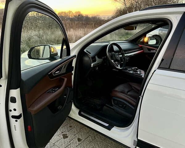 Белый Ауди Ку 7, объемом двигателя 1.98 л и пробегом 103 тыс. км за 29900 $, фото 9 на Automoto.ua