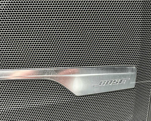 Белый Ауди Ку 7, объемом двигателя 3 л и пробегом 191 тыс. км за 30000 $, фото 23 на Automoto.ua