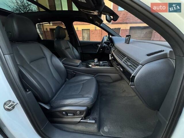 Белый Ауди Ку 7, объемом двигателя 3 л и пробегом 195 тыс. км за 23500 $, фото 34 на Automoto.ua