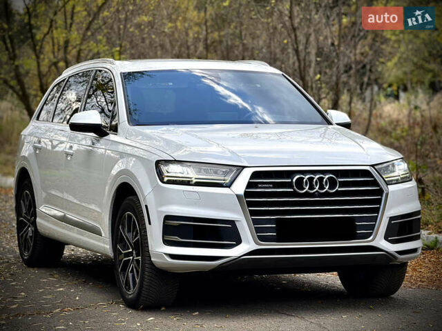 Белый Ауди Ку 7, объемом двигателя 3 л и пробегом 228 тыс. км за 26850 $, фото 7 на Automoto.ua