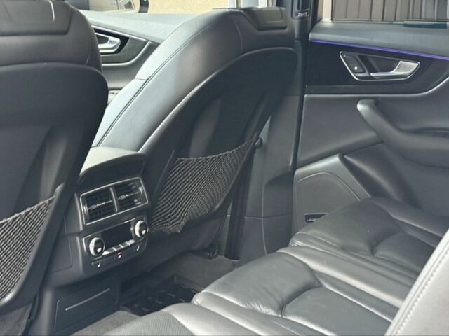 Білий Ауді Ку 7, об'ємом двигуна 3 л та пробігом 241 тис. км за 24900 $, фото 17 на Automoto.ua